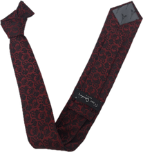 Carregar imagem no visualizador da galeria, GRAVATA TRADICIONAL PIERRE CARDIN VINHO COM ESTAMPA FLORAL PRETA JACQUARD MICROFIBRA
